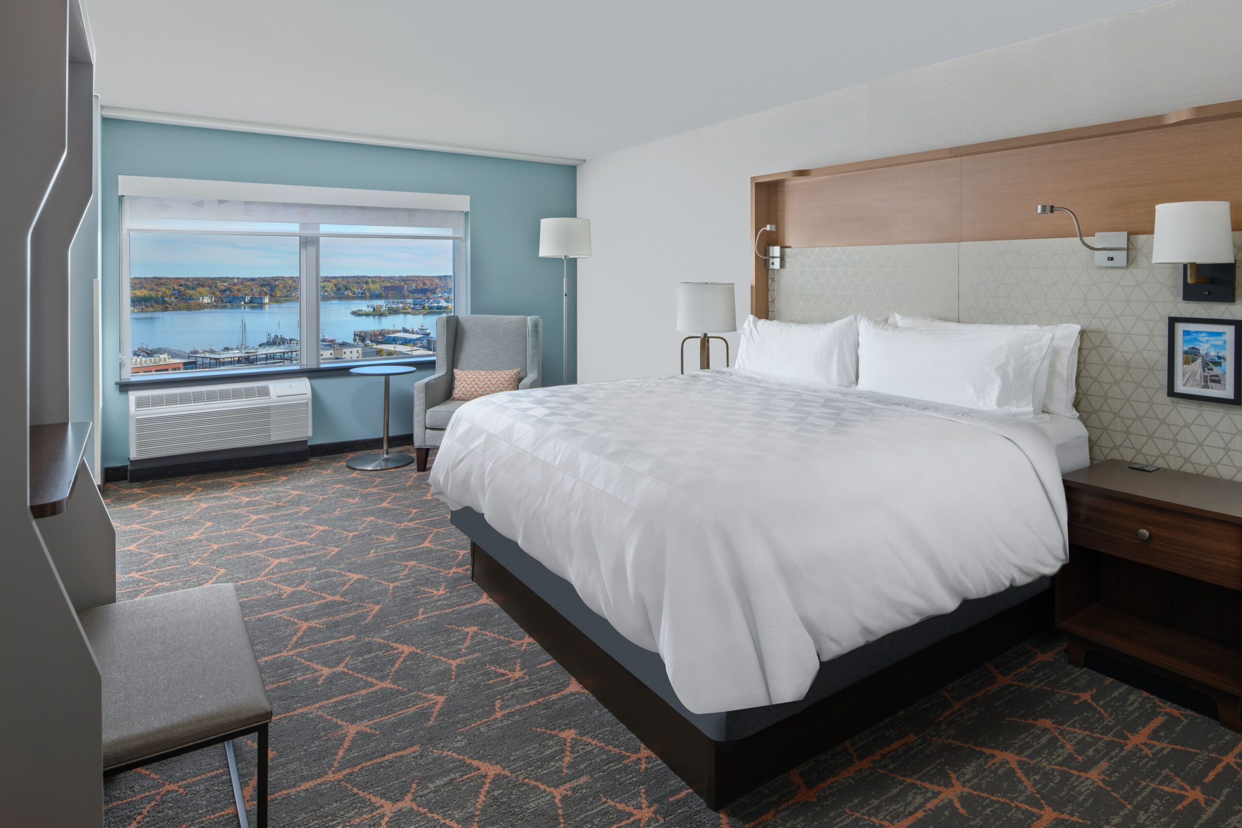 Holiday Inn by the bay Portland